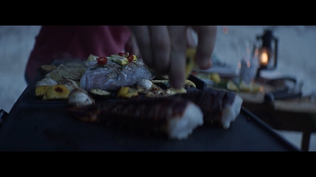Video Reference N1: Food, Cuisine, Still life photography, Organism, Comfort food, Darkness, Hand, Dish, Photography, Sweetness