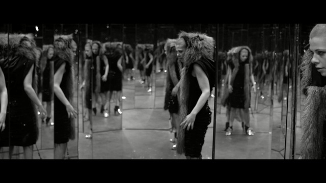 Video Reference N0: social group, people, black, photograph, black and white, monochrome photography, darkness, entertainment, choreography, performing arts