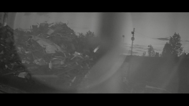 Video Reference N1: Monochrome photography, Black, Black-and-white, White, Photograph, Atmospheric phenomenon, Monochrome, Snapshot, Atmosphere, Mist
