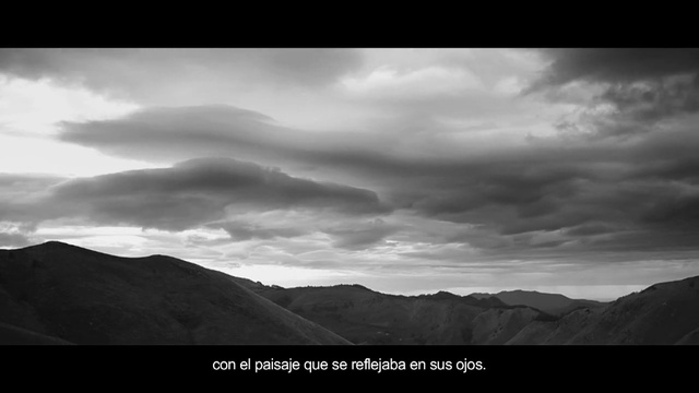 Video Reference N1: Sky, White, Cloud, Black, Mountainous landforms, Highland, Mountain, Black-and-white, Monochrome photography, Atmosphere
