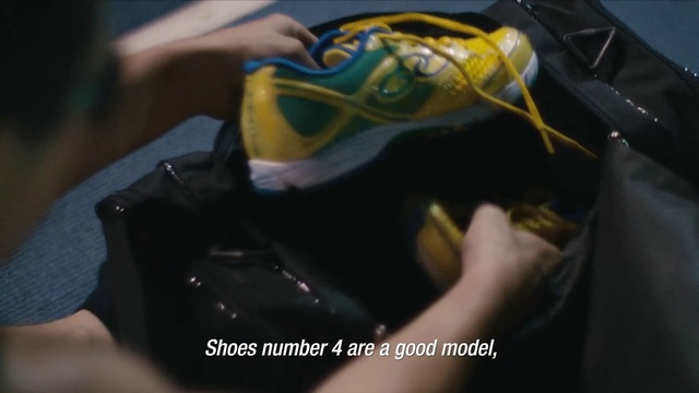 Video Reference N1: Personal protective equipment, Yellow, Footwear, Shoe, Athletic shoe, Games