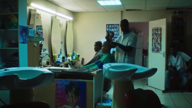 Video Reference N0: Room, Person