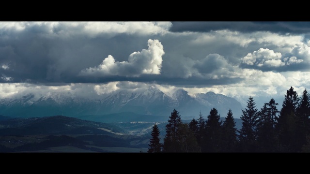 Video Reference N3: Sky, Cloud, Mountainous landforms, Nature, Mountain, Highland, Mountain range, Wilderness, Atmospheric phenomenon, Atmosphere