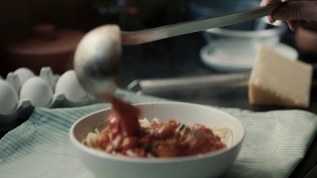 Video Reference N3: Food, Cuisine, Dish, Ingredient, Comfort food, Recipe, Tableware, Side dish, Produce