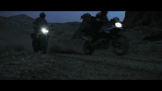Video Reference N0: All-terrain vehicle, Vehicle, Motorcycle, Soil, Extreme sport, Mode of transport, Darkness, Off-roading, Automotive tire, Screenshot