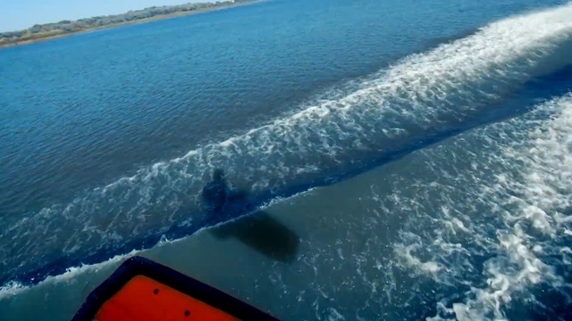 Video Reference N3: Sea, Ocean, Vehicle, Boat, Wave, Wind wave, Watercraft