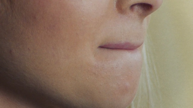Video Reference N0: Face, Lip, Cheek, Nose, Skin, Chin, Eyebrow, Jaw, Close-up, Forehead