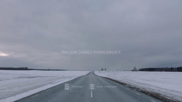 Video Reference N0: Road, Highway, Sky, Snow, Atmospheric phenomenon, Freezing, Horizon, Lane, Asphalt, Road surface