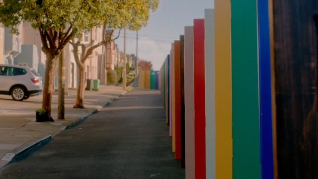 Video Reference N0: Blue, Yellow, Red, Light, Wall, Tree, Daytime, Line, Public space, Urban area