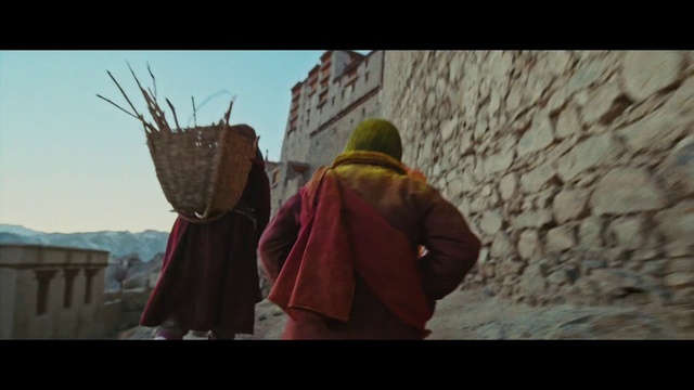 Video Reference N10: People, Photograph, Snapshot, Human, Adaptation, Fun, Screenshot, Outerwear, Movie, Temple