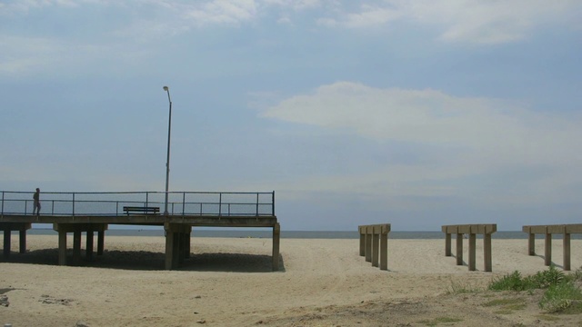 Video Reference N1: Beach, Sea, Sky, Horizon, Shore, Bench, Furniture, Sand, Water, Coast