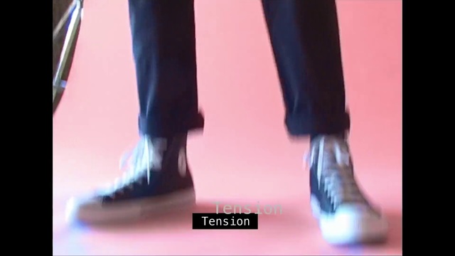 Video Reference N2: Footwear, Shoe, High heels, Human leg, Pink, Fashion, Jeans, Leg, Ankle, Leggings