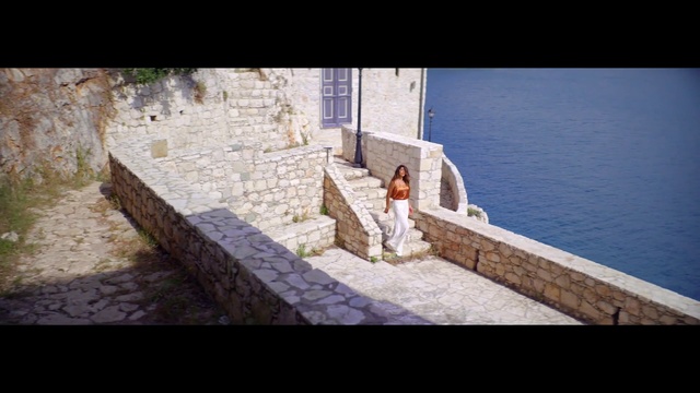 Video Reference N3: Photograph, Wall, Photography, Sitting, Sea, Stone wall, Leisure, Vacation, Terrain, Tourism