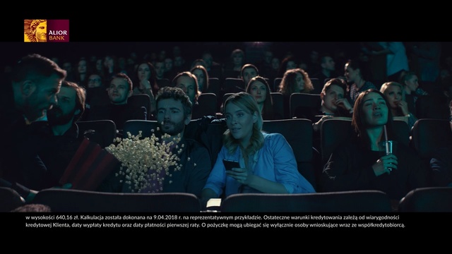 Video Reference N1: Audience, Event, Crowd, Screenshot, Movie, Music, Darkness, Performance, Person