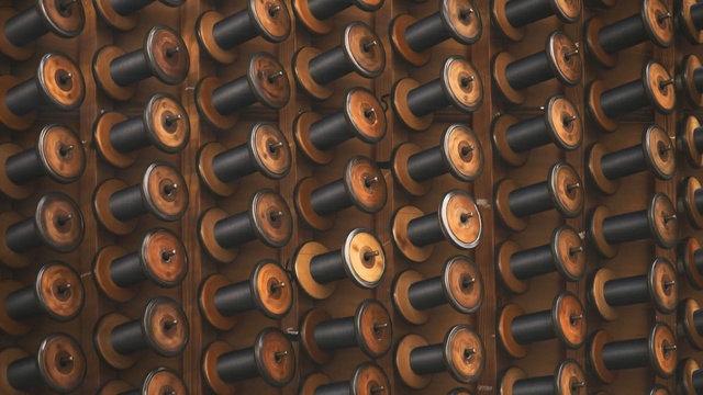 Video Reference N11: Metal, Pattern, Design, Steel, Copper, Ammunition, Person