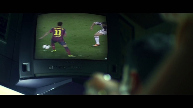 Video Reference N2: Display device, Screen, Technology, Multimedia, Electronic device, Player, Photography, Media, Room, Led-backlit lcd display