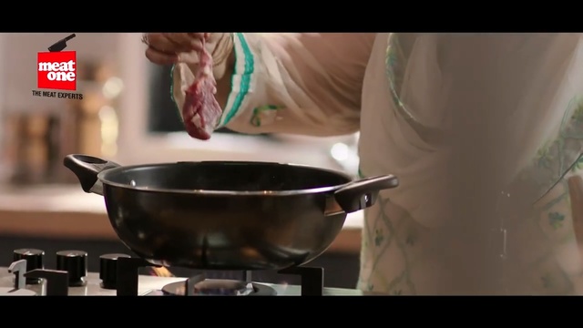 Video Reference N1: cook, cookware and bakeware, cooking, service, wok, cuisine, food