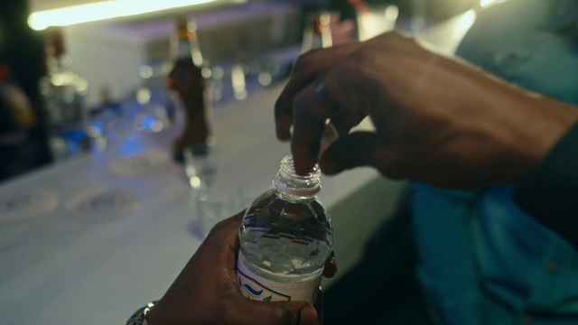 Video Reference N3: Water, Alcohol, Hand, Glass, Finger, Drink, Bottle