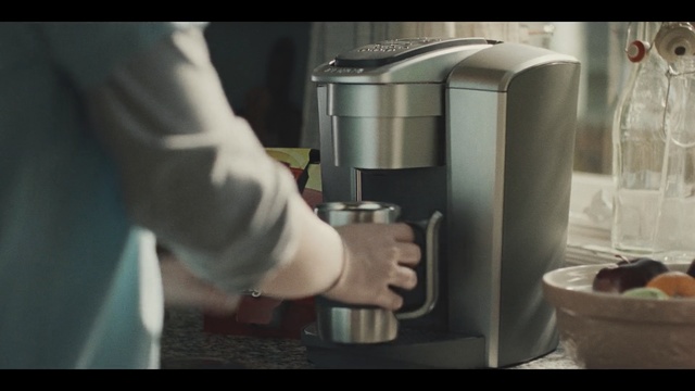 Video Reference N1: Coffeemaker, Small appliance, Espresso machine, Home appliance, Kitchen appliance, Drip coffee maker, Bread machine