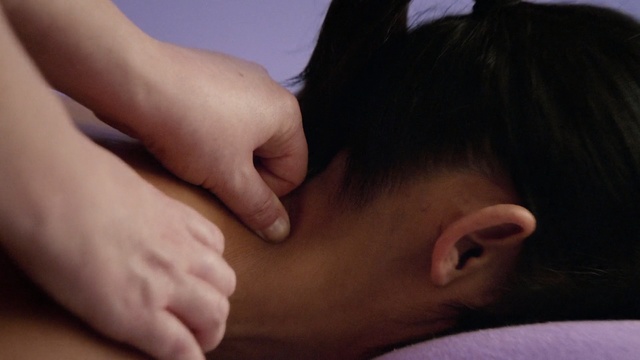 Video Reference N1: Hair, Face, Massage, Skin, Neck, Acupuncture, Eyebrow, Hand, Head, Finger