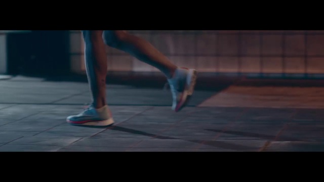 Video Reference N1: Human leg, Footwear, Leg, Shoe, Thigh, Joint, Floor, Human body, Hand, Photography