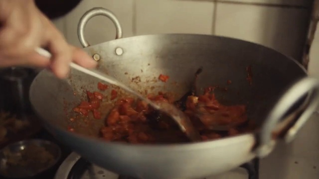 Video Reference N1: Food, Ingredient, Recipe, Fluid, Cookware and bakeware, Cooking, Cuisine, Gas, Dish, Produce