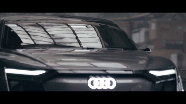 Video Reference N2: Land vehicle, Vehicle, Car, Automotive design, Hood, Sport utility vehicle, Audi, Luxury vehicle, Compact car, Concept car
