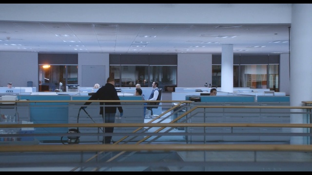 Video Reference N5: water, architecture, reflection, daylighting, glass, window, condominium, leisure centre, building, Person