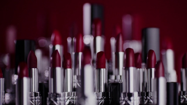 Video Reference N9: Red, Cosmetics, Lipstick, Beauty, Lip, Product, Pink, Lip gloss, Material property, Magenta