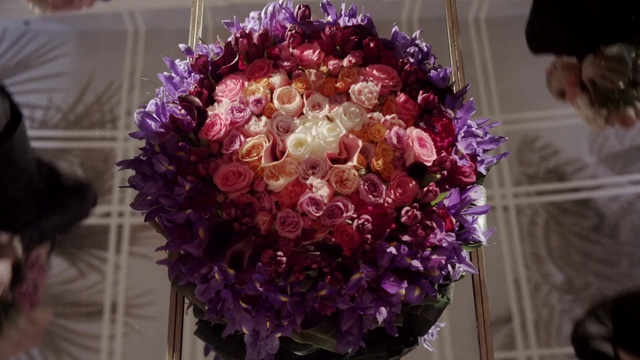 Video Reference N3: flower, flower arranging, pink, purple, floristry, flower bouquet, plant, violet, floral design, cut flowers