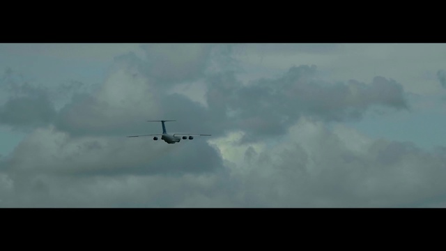 Video Reference N1: Aviation, Airplane, Aircraft, Air travel, Flight, Vehicle, Sky, Air force, Atmosphere, Cloud