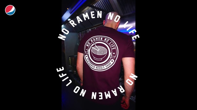 Video Reference N3: T-shirt, Clothing, Top, Logo, Font, Sleeve, Shirt, Graphic design, Brand, Graphics