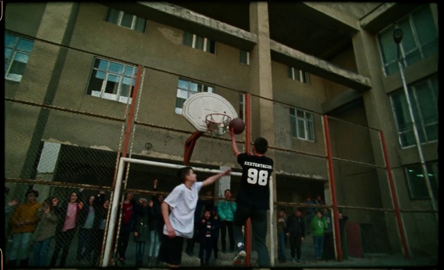 Video Reference N1: Snapshot, Basketball court, Basketball, Streetball