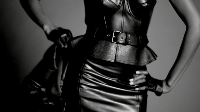 Video Reference N1: Black, Leather, Waist, Black-and-white, Latex clothing, Monochrome photography, Monochrome, Latex, Photography, Fetish model, Person
