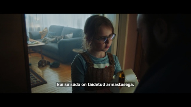Video Reference N2: Eyewear, Glasses, Head, Photo caption, Snapshot, Screenshot, Human, Fun, Cool, Vision care