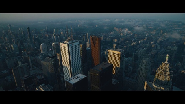 Video Reference N1: Cityscape, City, Metropolitan area, Metropolis, Urban area, Skyscraper, Tower block, Daytime, Skyline, Aerial photography