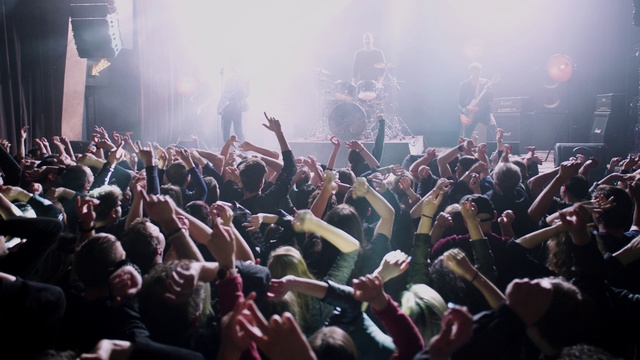 Video Reference N7: Crowd, People, Audience, Performance, Event, Rock concert, Concert, Public event, Nightclub, Cheering