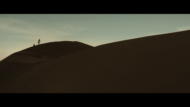 Video Reference N0: Sand, Natural environment, Sky, Desert, Erg, Dune, Aeolian landform, Singing sand, Hill, Landscape