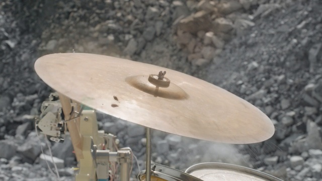 Video Reference N6: Wood, Table, Cymbal, Surfboard