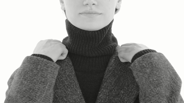 Video Reference N0: black and white, neck, scarf, monochrome photography, shoulder, woolen, photography, outerwear, gentleman, monochrome