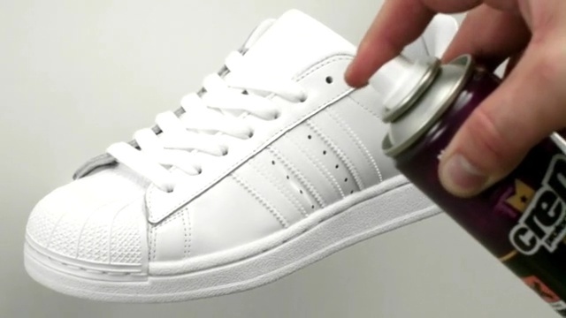 Video Reference N0: footwear, shoe, sneakers, white, product, product, walking shoe, athletic shoe, outdoor shoe, tennis shoe