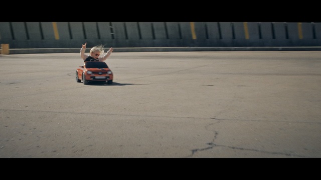 Video Reference N0: car, land vehicle, asphalt, mode of transport, vehicle, race track, automotive design, racing, material, race