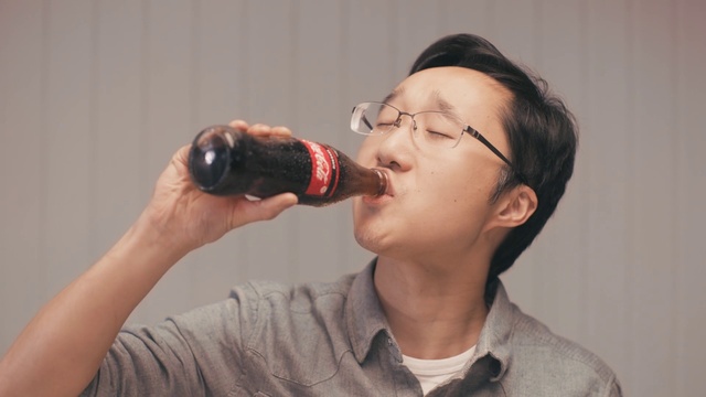 Video Reference N0: Drinking, Neck