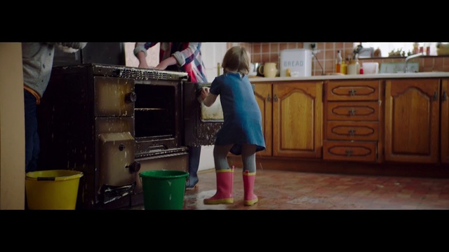Video Reference N1: Photograph, People, Child, Standing, Play, Snapshot, Male, Toddler, Fun, Human