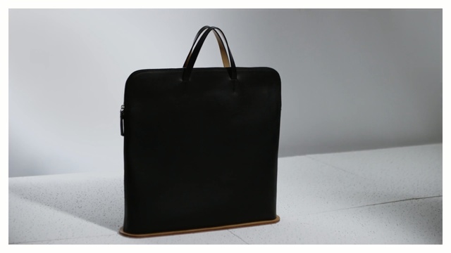 Video Reference N3: bag, product, product, business bag, briefcase, handbag, baggage, leather, brand, shoulder bag