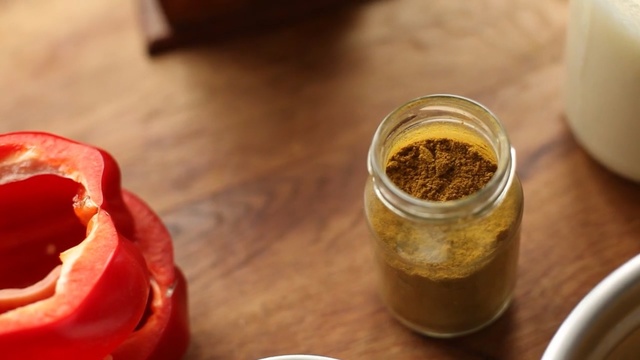 Video Reference N0: Food, Ingredient, Cuisine, Dish, Spice mix, Seasoning, Spice, Indian cuisine, Ras el hanout, Chutney