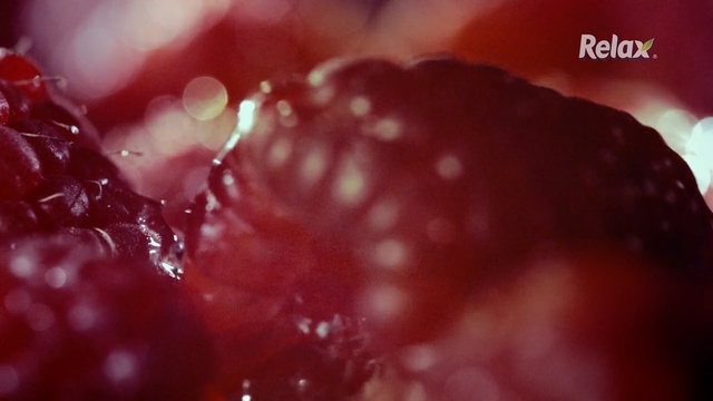 Video Reference N5: Red, Macro photography, Close-up, Water, Lip, Mouth, Photography, Plant, Fruit, Flesh