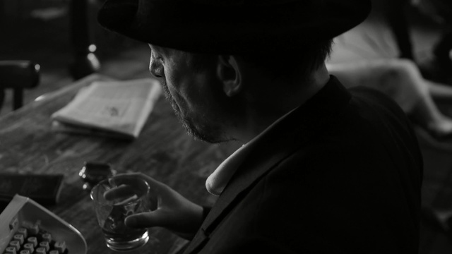 Video Reference N1: Black, Monochrome photography, Black-and-white, Monochrome, Photography, Gentleman, Music, Film noir, Still life photography, Movie