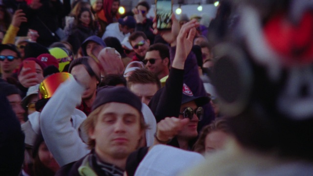 Video Reference N0: People, Crowd, Event, Fun, Audience, Protest