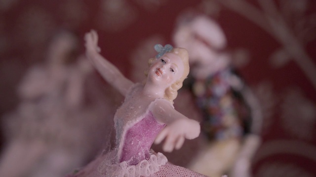 Video Reference N2: Pink, Figurine, Plant, Flower, Photography, Doll, Fictional character, Macro photography